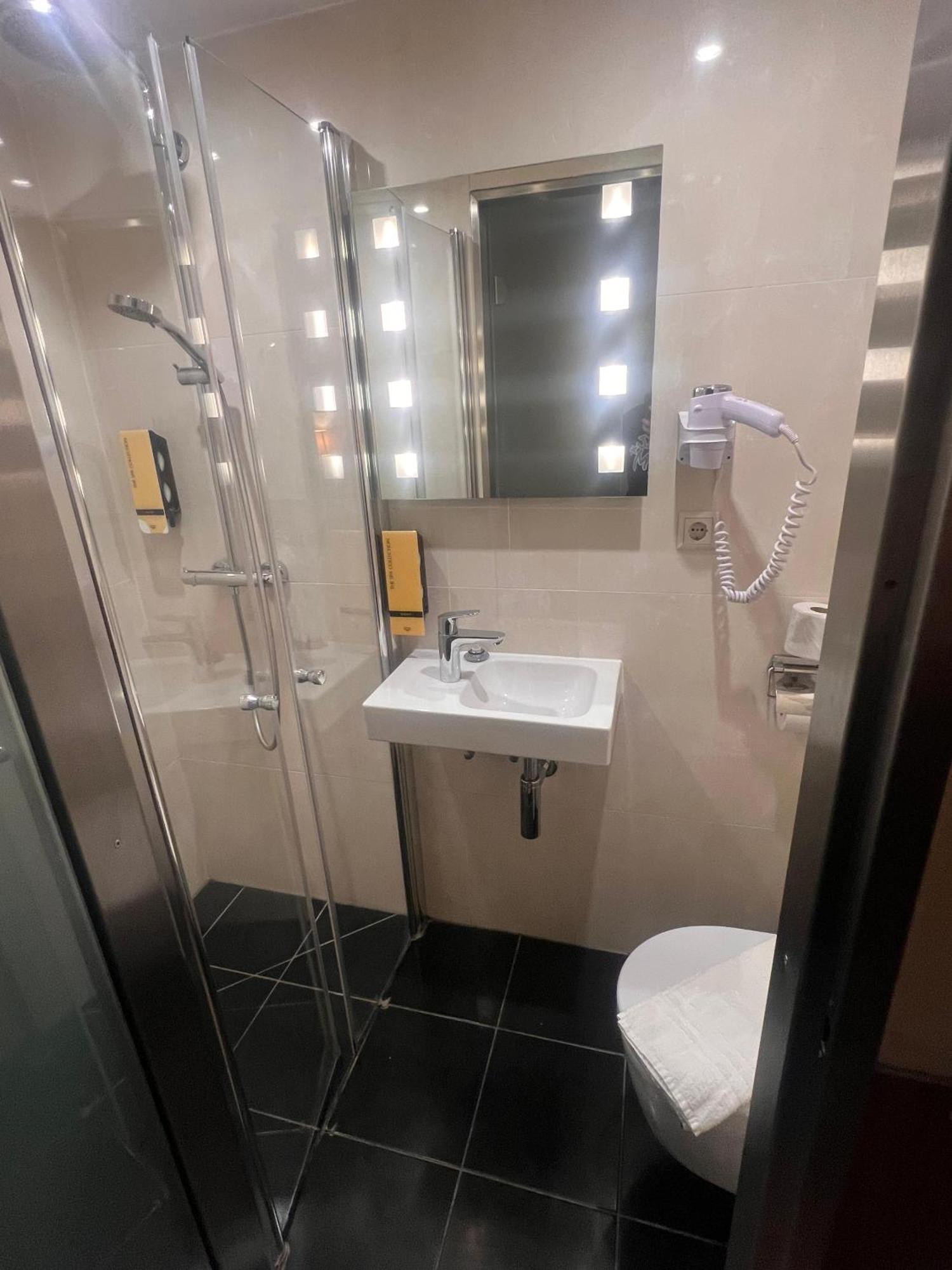 Ozo Hotels Cordial Amsterdam Esterno foto